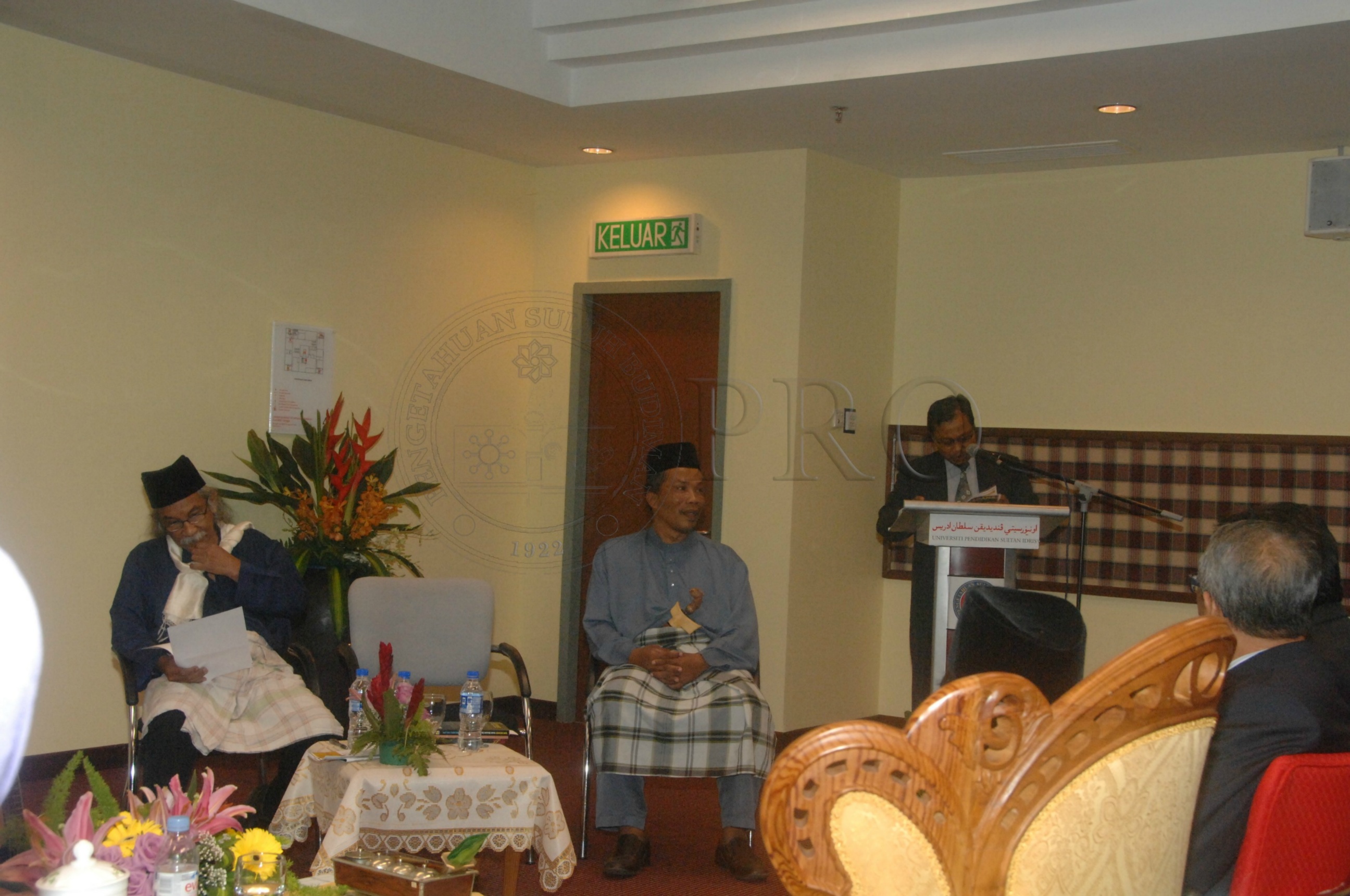 PRO 14 33 WACANA FBA 0177